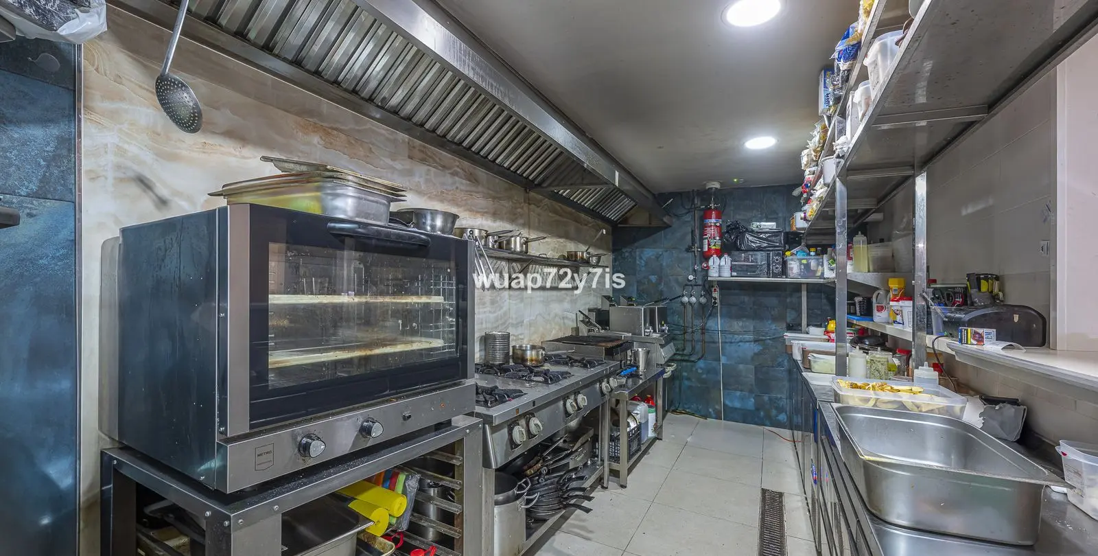 Sale of commercial premises in Benalmadena 16