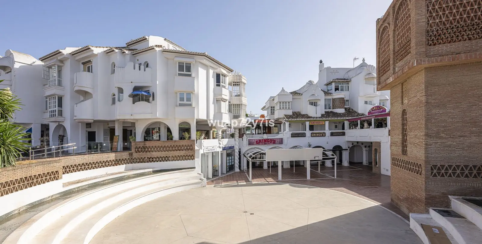 Sale of commercial premises in Benalmadena 24