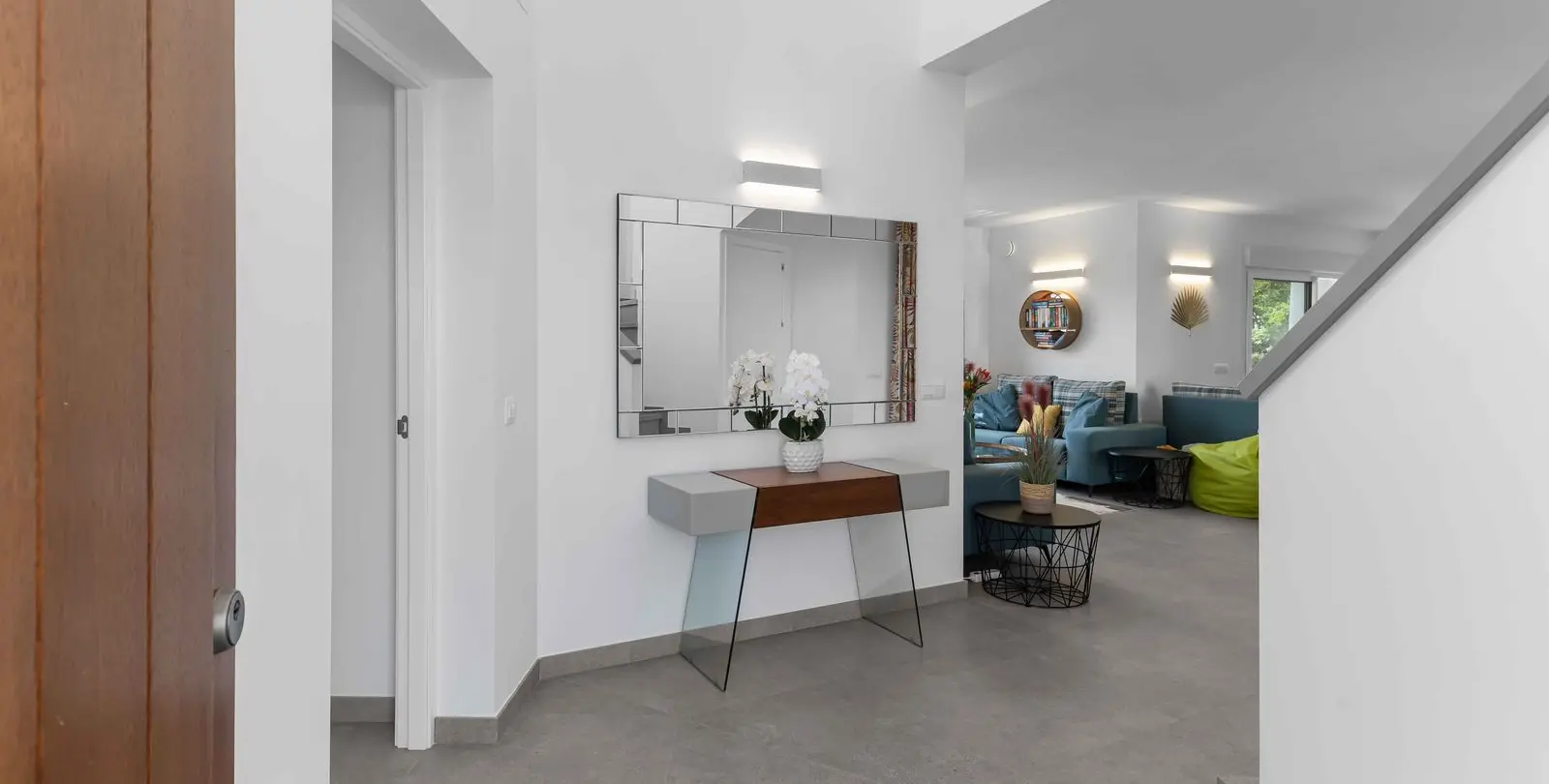 Sale of detached villa in Bel Air 7
