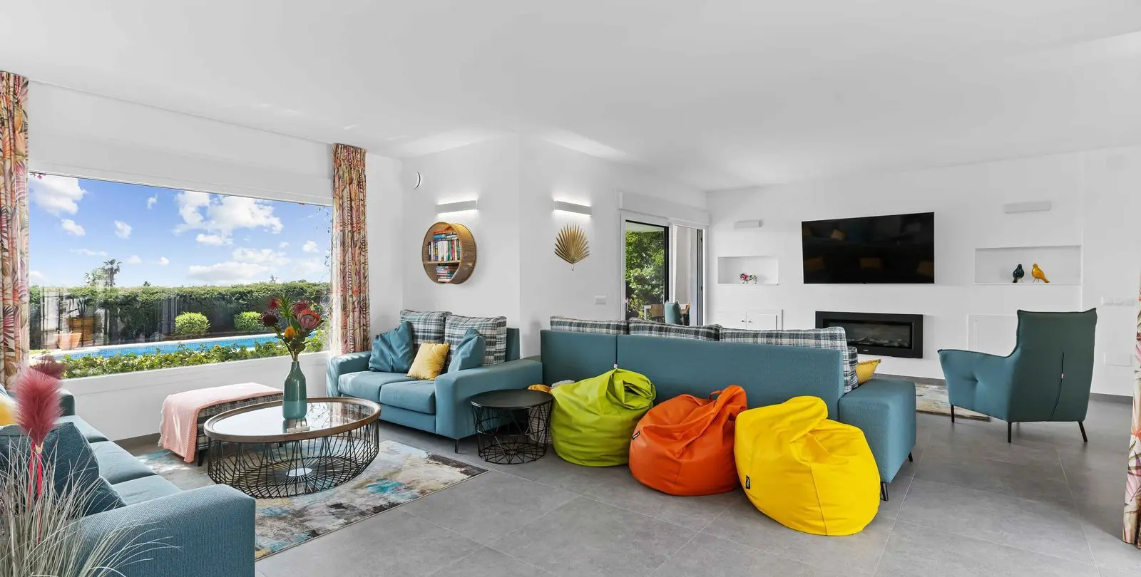 Sale of detached villa in Bel Air 8