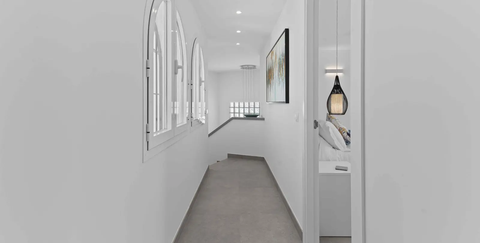 Sale of detached villa in Bel Air 24