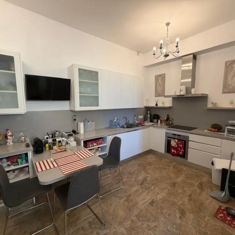 Alquiler a largo plazo de apartamento en planta baja en El Paraiso