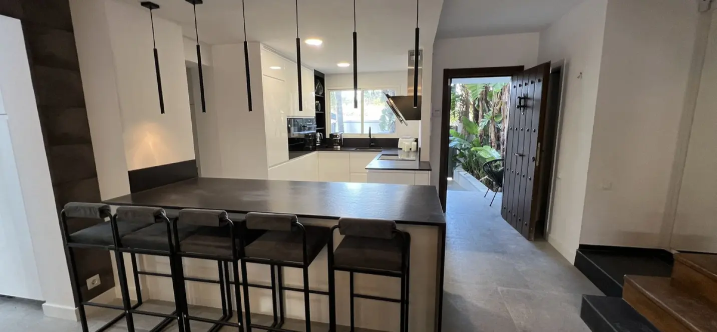 Short-term rent of semi-detached house in Nueva Andalucía 4