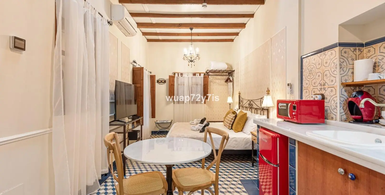 Sale of hotel in Málaga 7