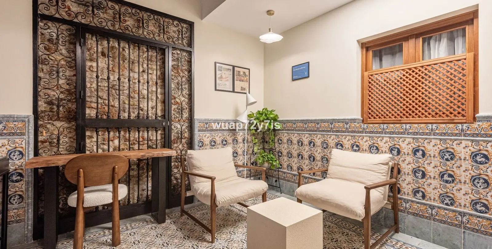 Sale of hotel in Málaga 14