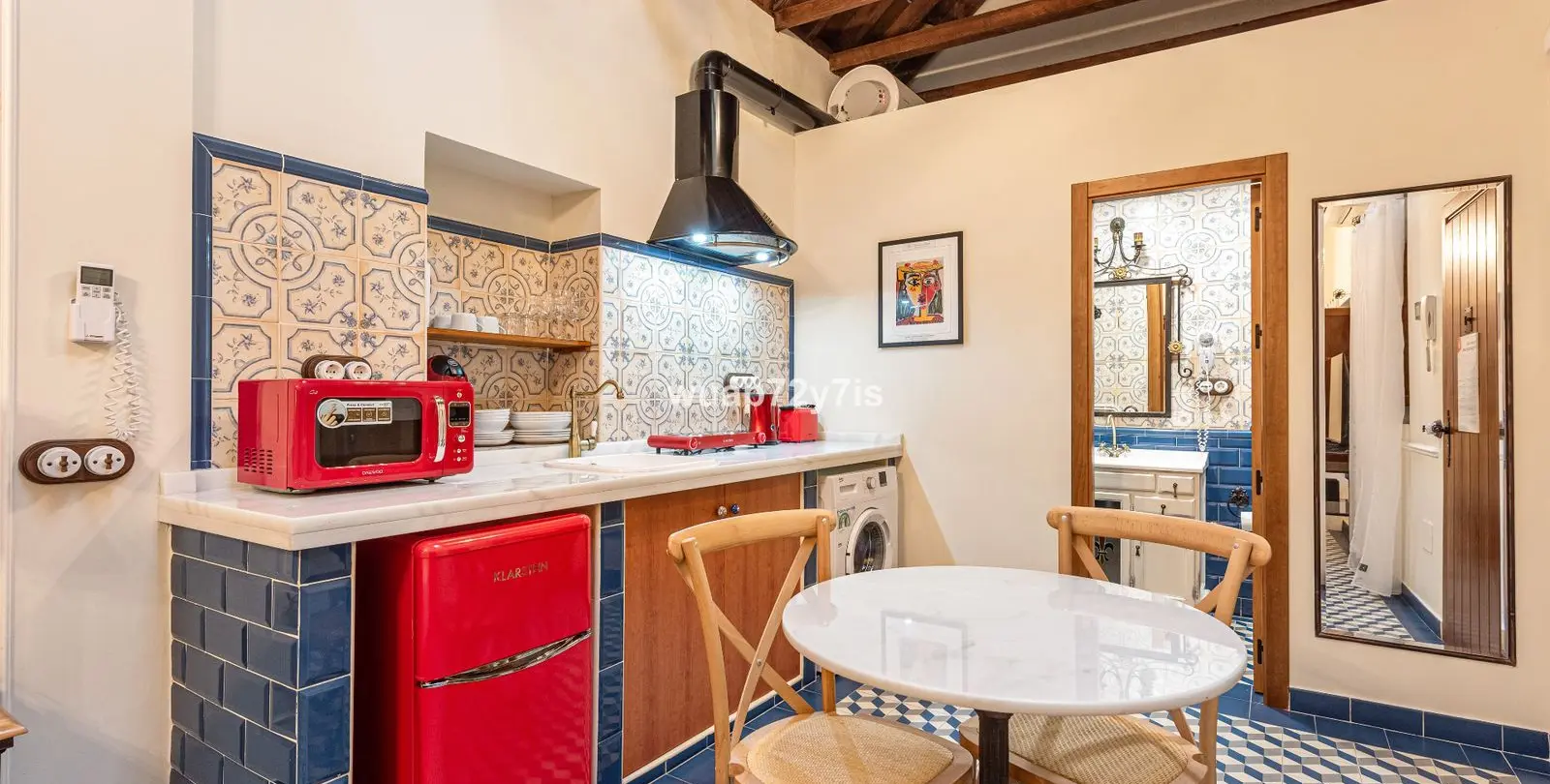 Sale of hotel in Málaga 15