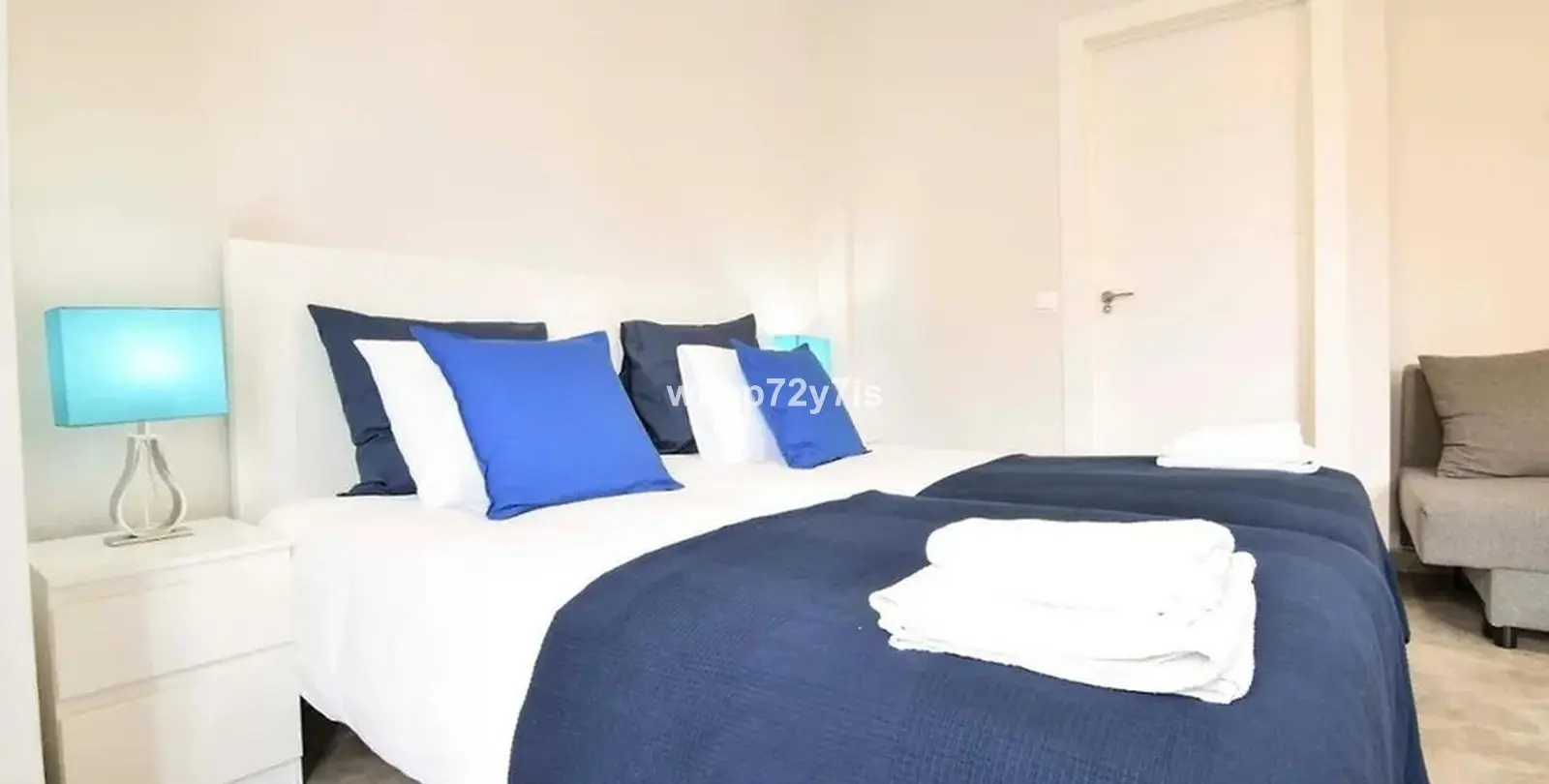 Sale of hotel in Málaga 21