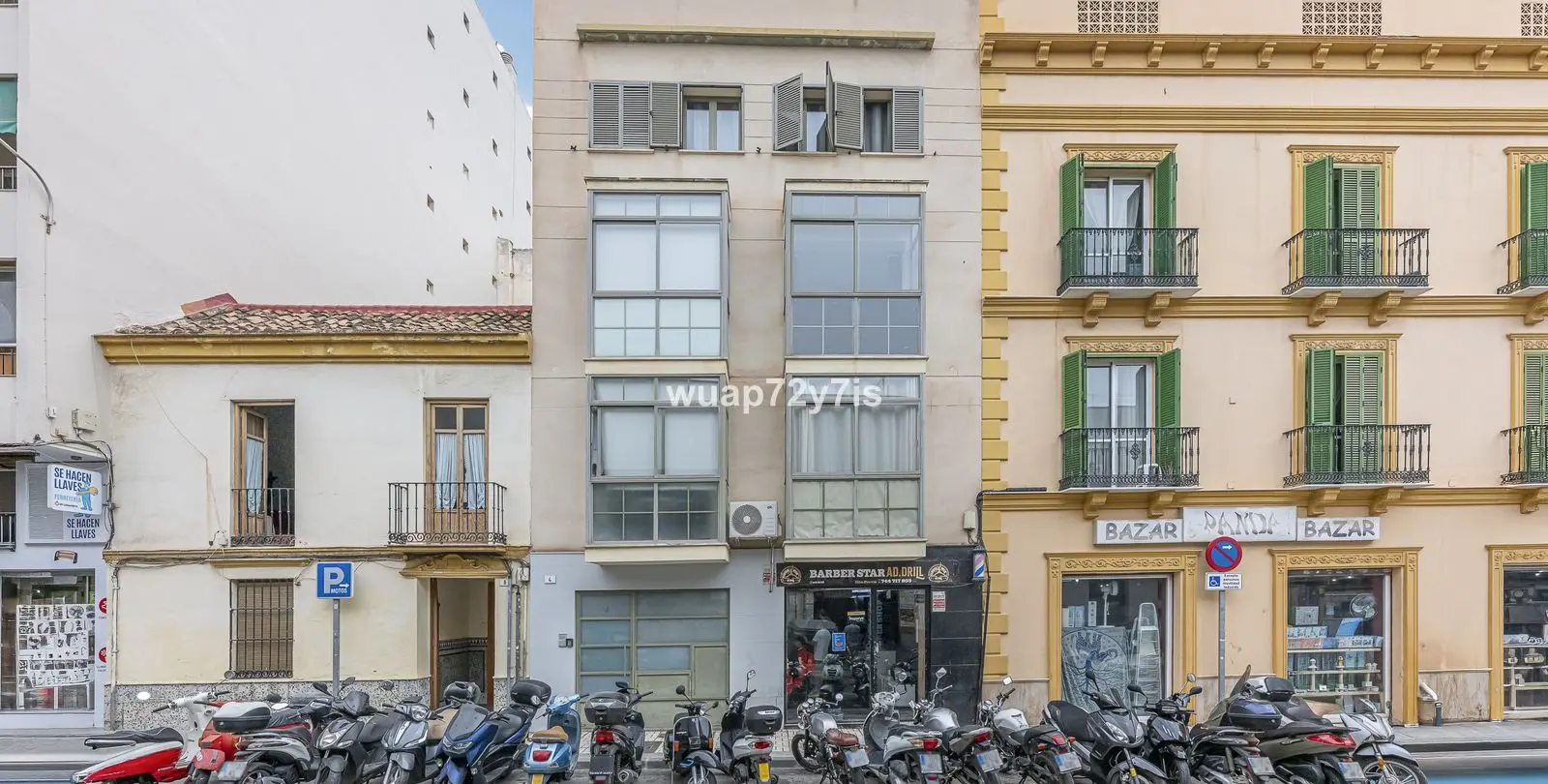 Sale of hotel in Málaga 25