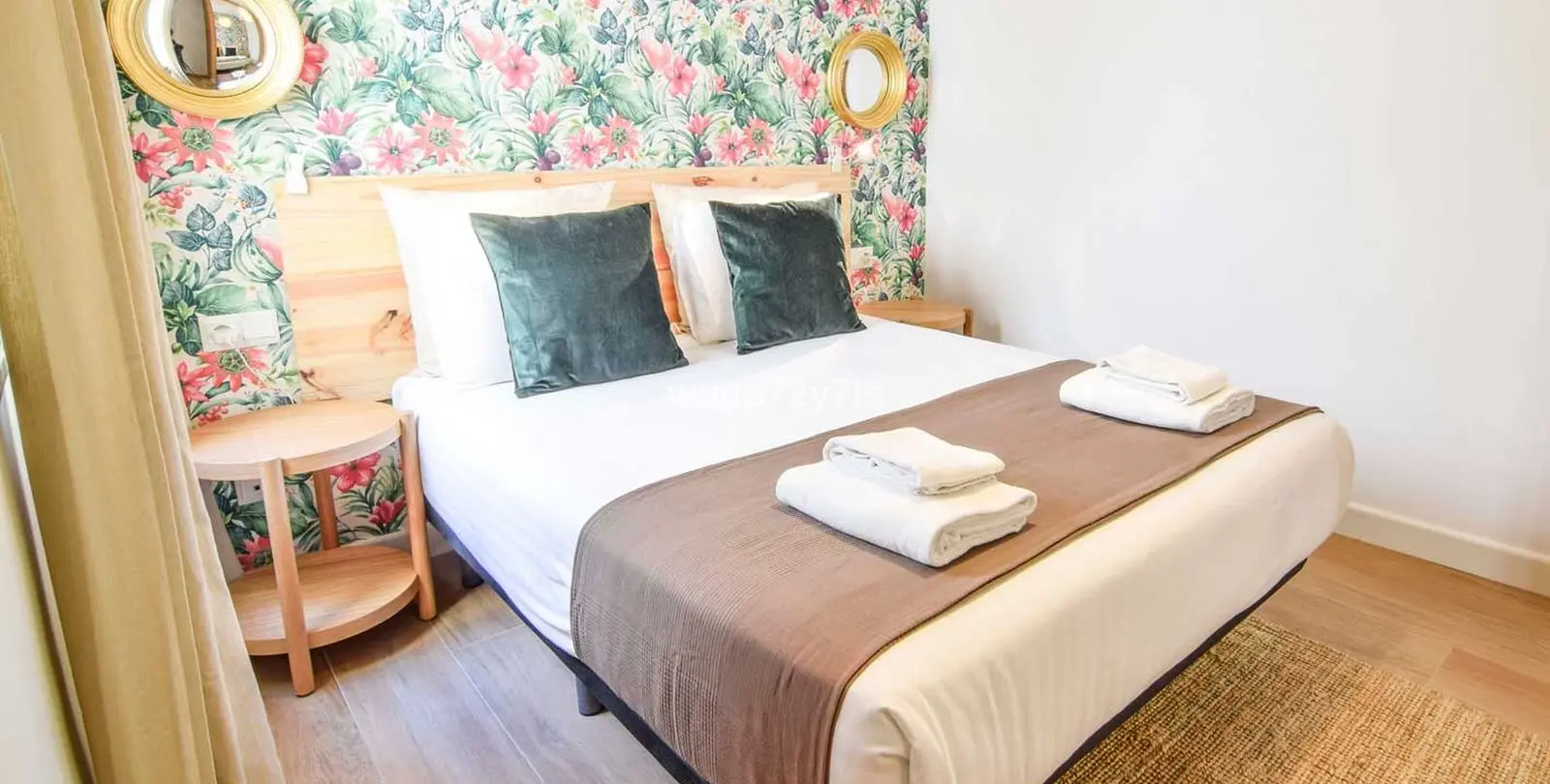 Sale of hotel in Málaga 27