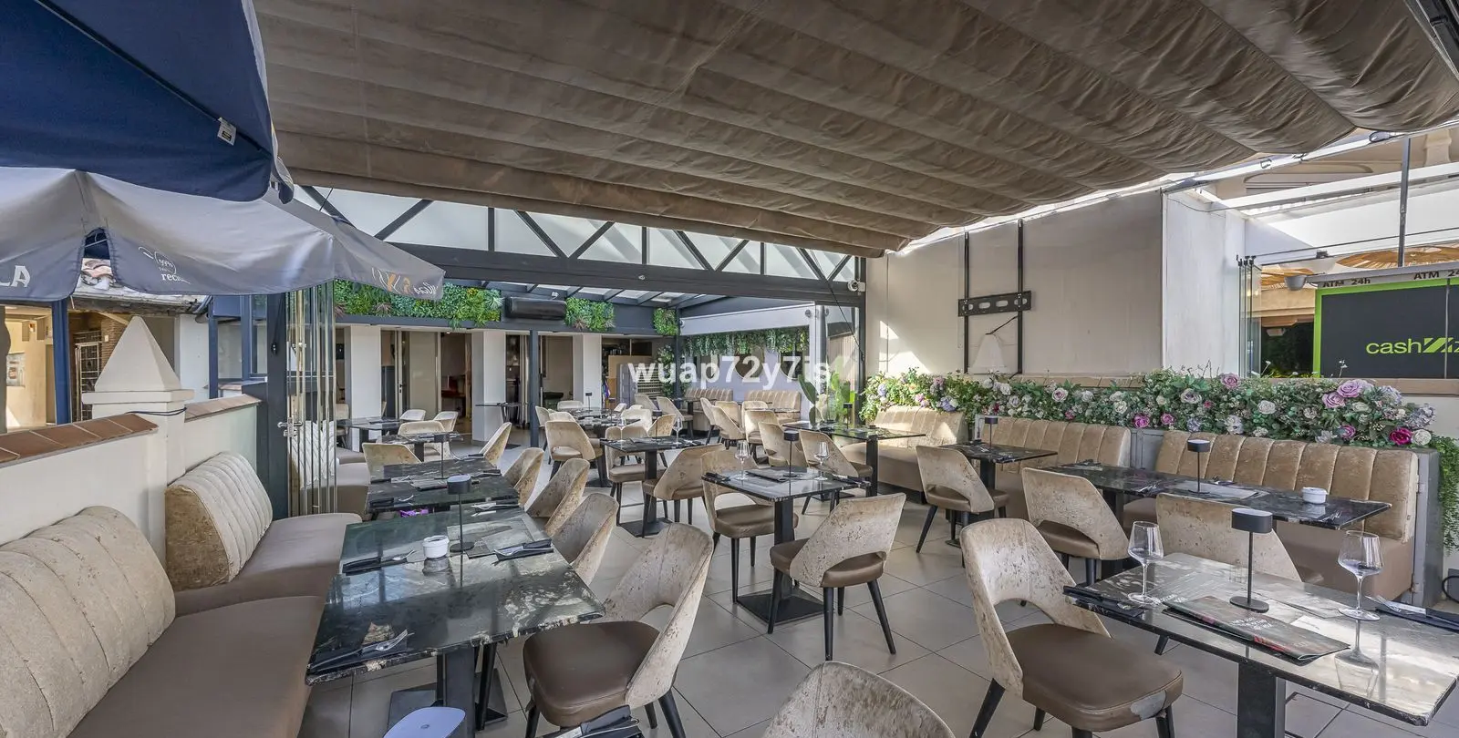 Sale of hotel in Málaga 47
