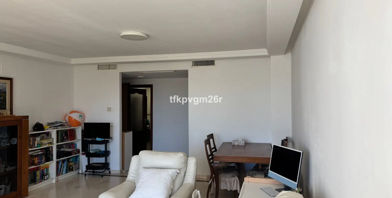 Venta de apartamento en planta baja en Casares Playa 5