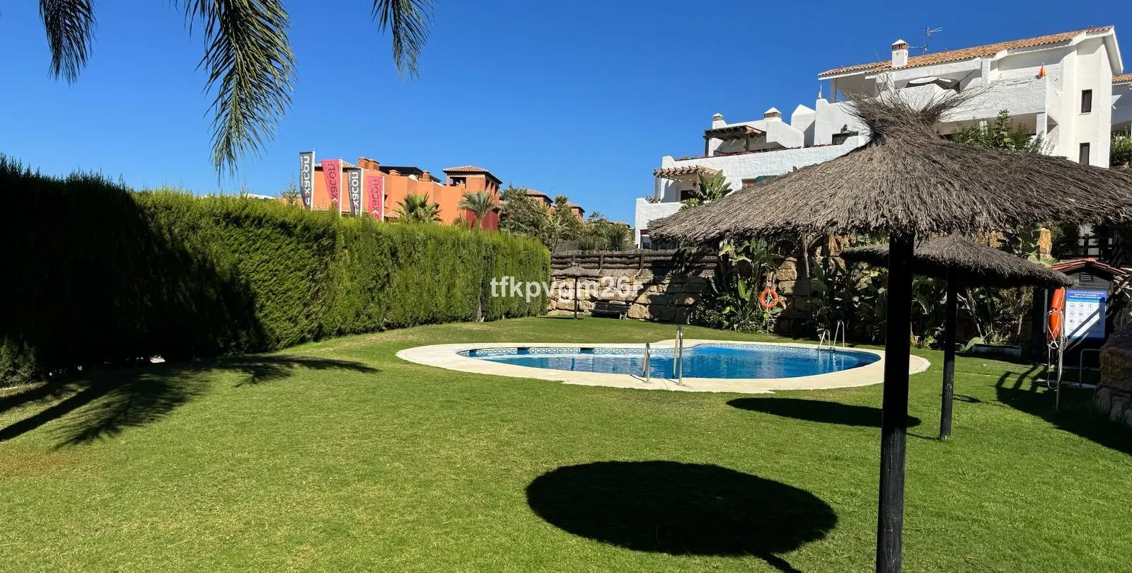 Venta de apartamento en planta baja en Casares Playa 37