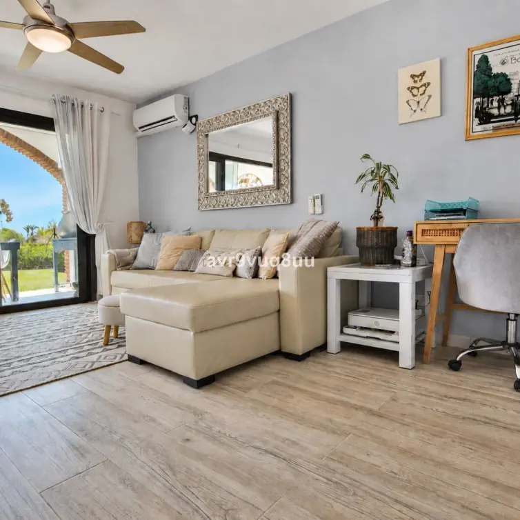 Sale of ground floor apartment in Riviera del Sol