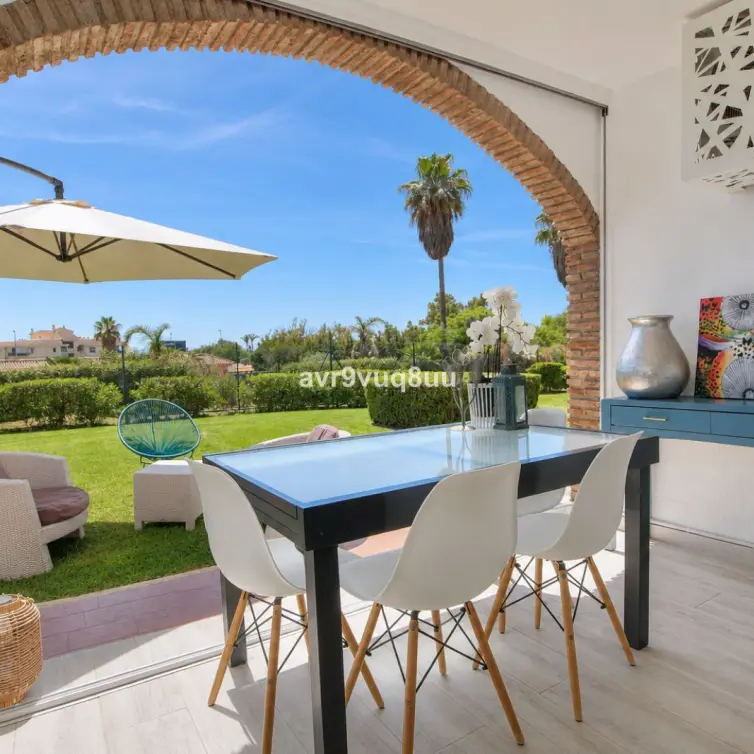 Sale of ground floor apartment in Riviera del Sol
