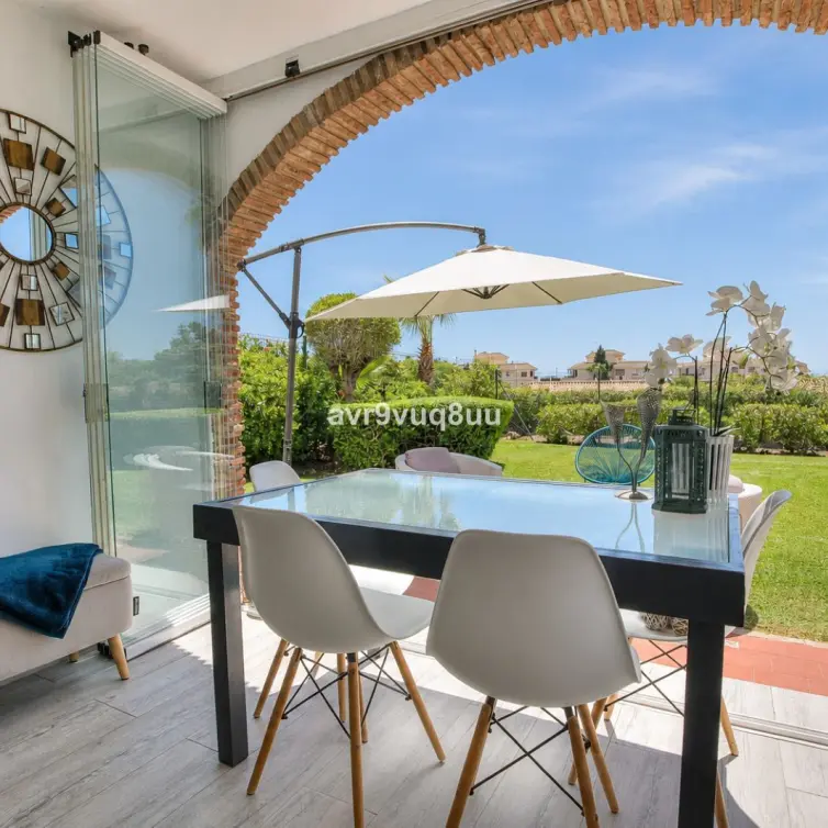 Sale of ground floor apartment in Riviera del Sol
