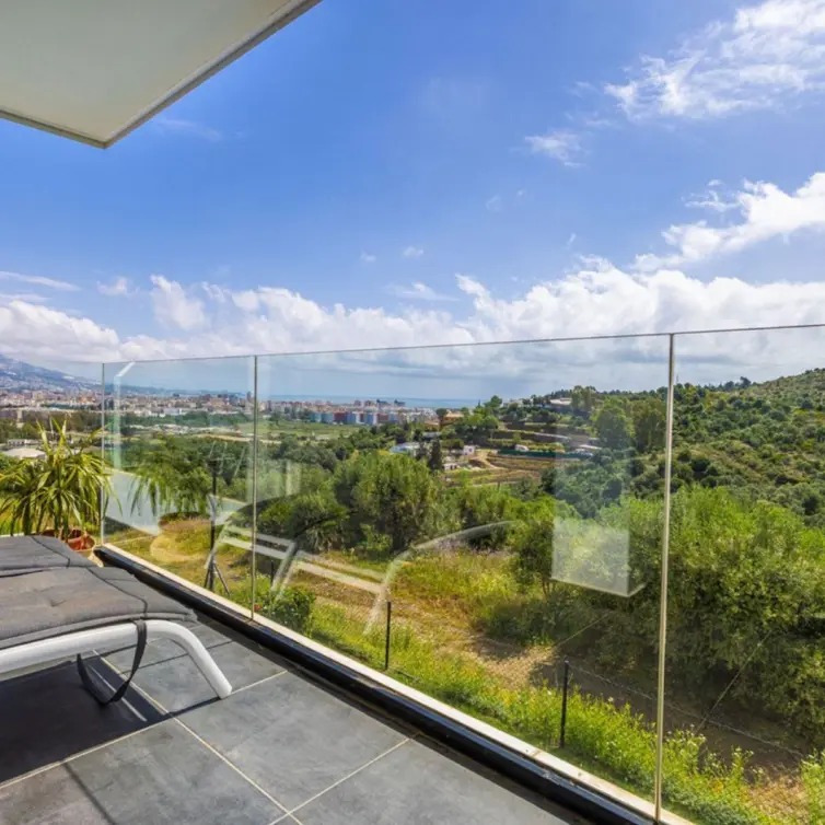 Venta de apartamento en planta media en Mijas Costa