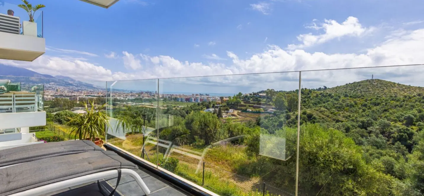Venta de apartamento en planta media en Mijas Costa 0