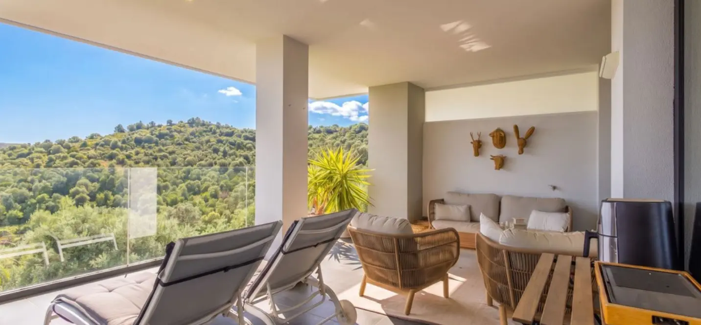 Venta de apartamento en planta media en Mijas Costa 1
