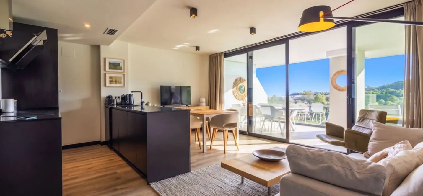 Venta de apartamento en planta media en Mijas Costa 3