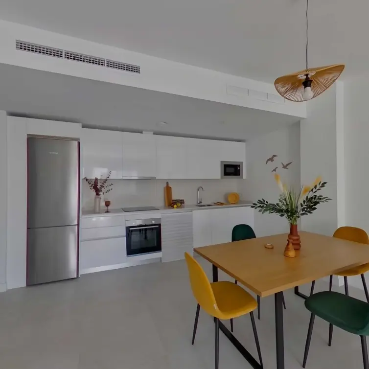 Sale of middle floor apartment in Benalmadena Pueblo