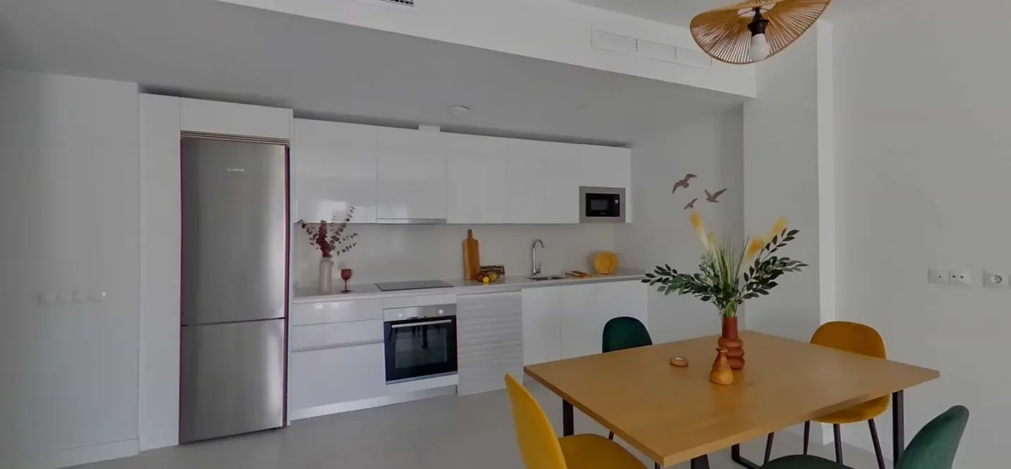 Sale of middle floor apartment in Benalmadena Pueblo 2