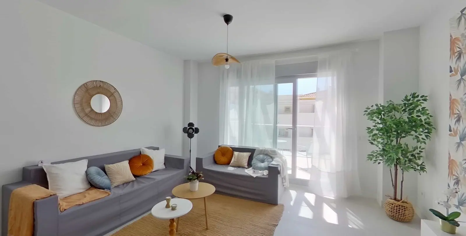 Sale of middle floor apartment in Benalmadena Pueblo 5
