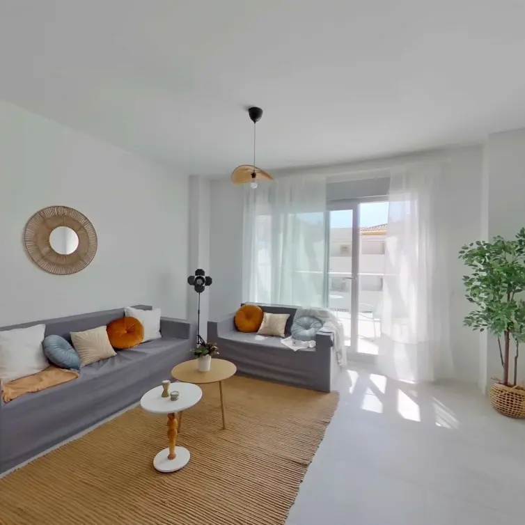 Sale of middle floor apartment in Benalmadena Pueblo