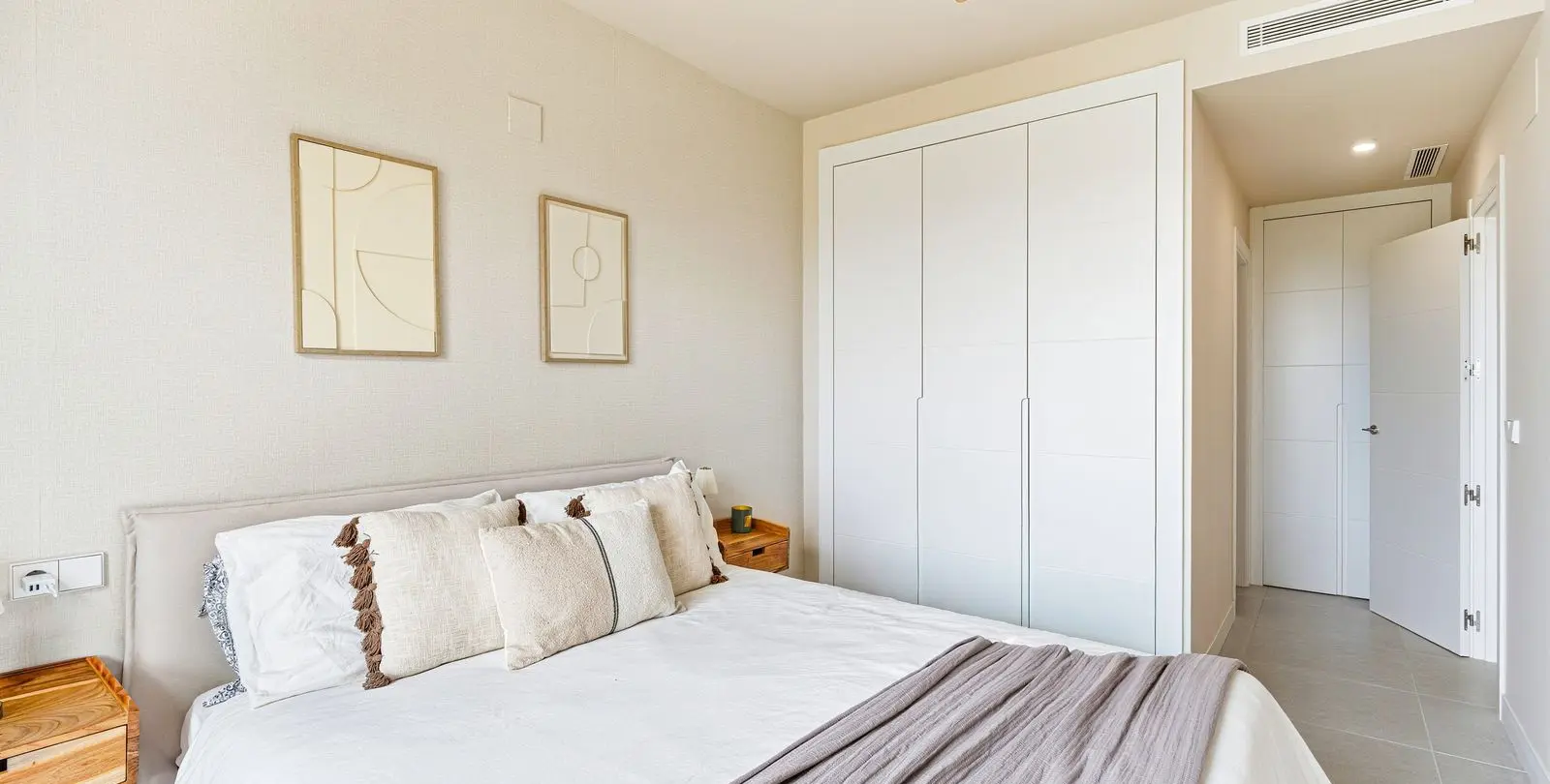 Venta de apartamento en planta media en Calanova Golf 15
