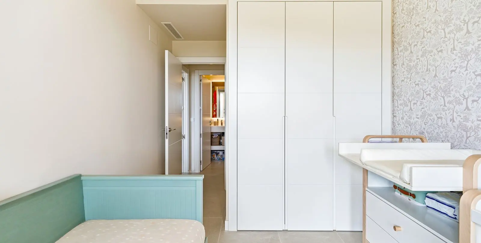 Venta de apartamento en planta media en Calanova Golf 19