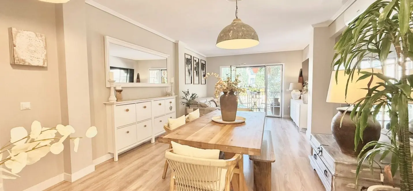 Venta de apartamento en planta media en Fuengirola 1
