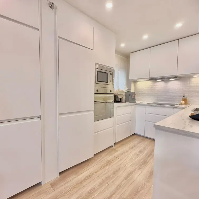 Venta de apartamento en planta media en Fuengirola
