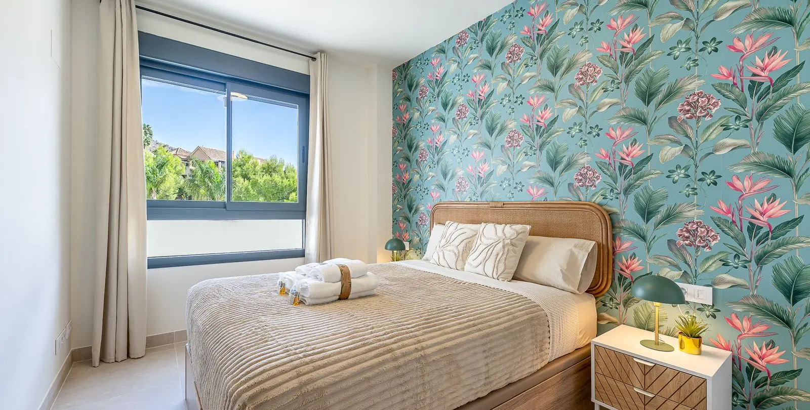 Sale of middle floor apartment in Benalmadena 5