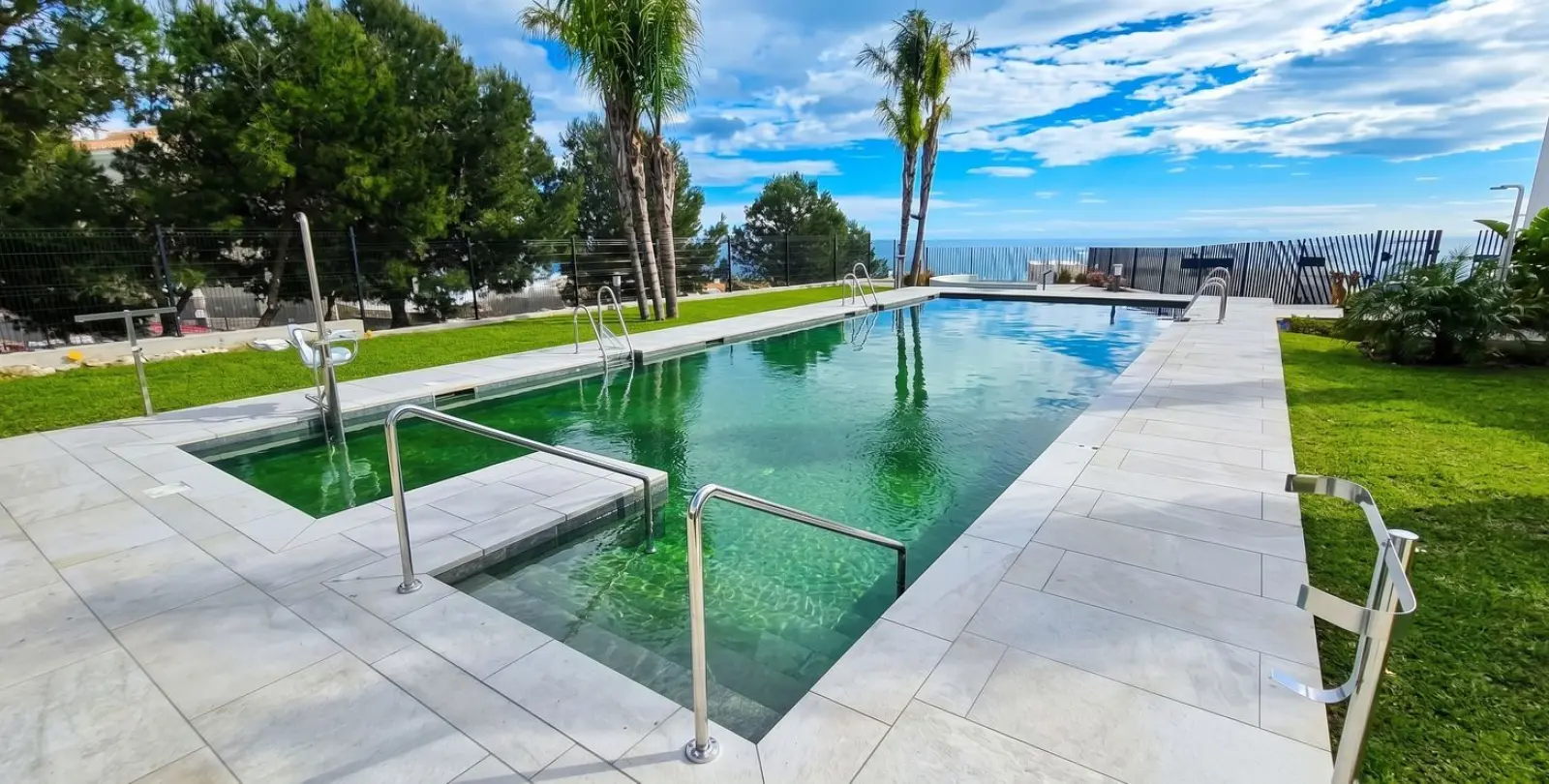 Sale of middle floor apartment in Benalmadena 9