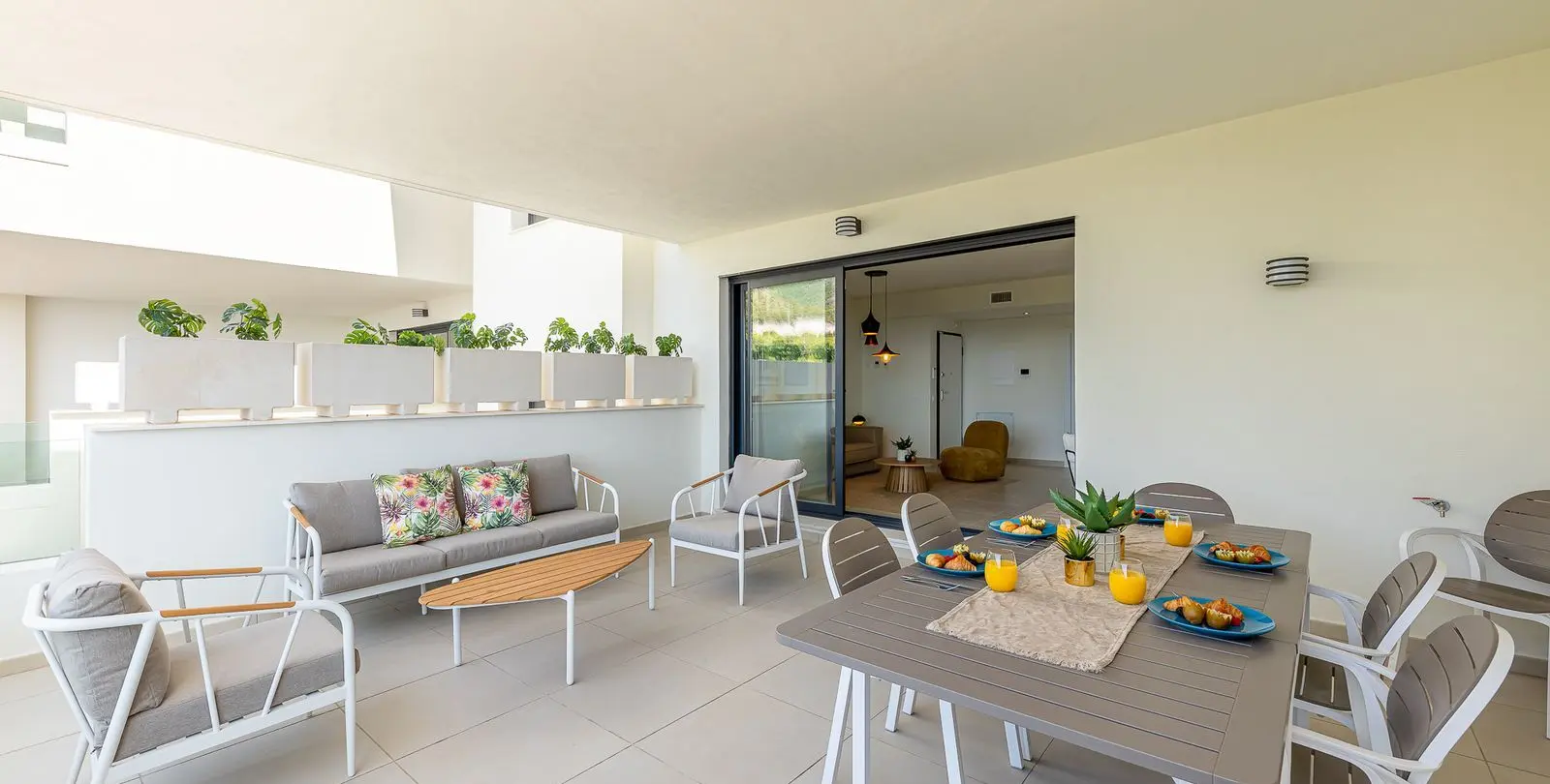 Sale of middle floor apartment in Benalmadena 12