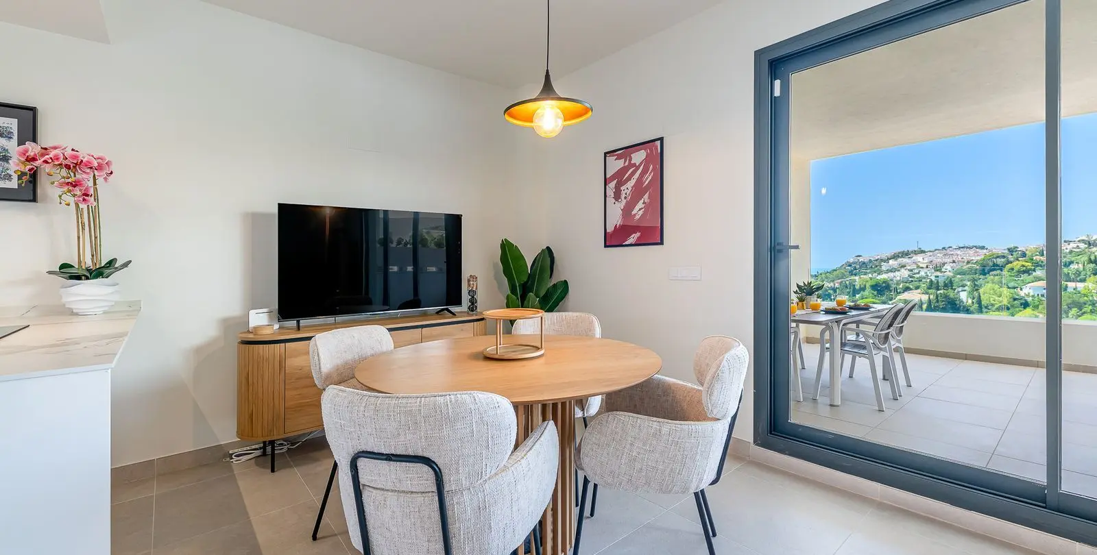 Sale of middle floor apartment in Benalmadena 18