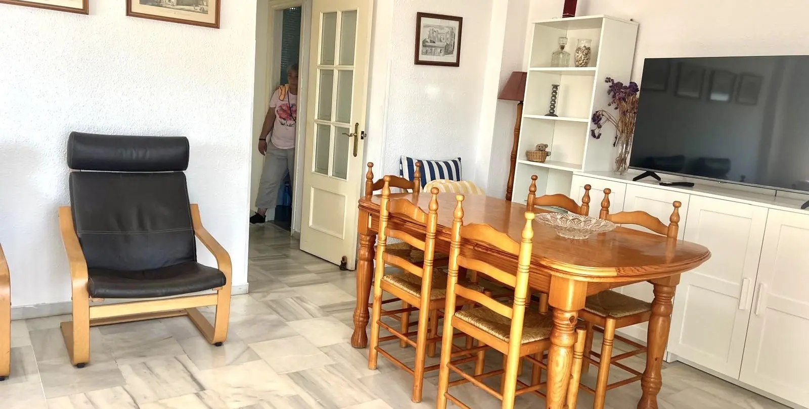 Venta de apartamento en planta media en Fuengirola 4