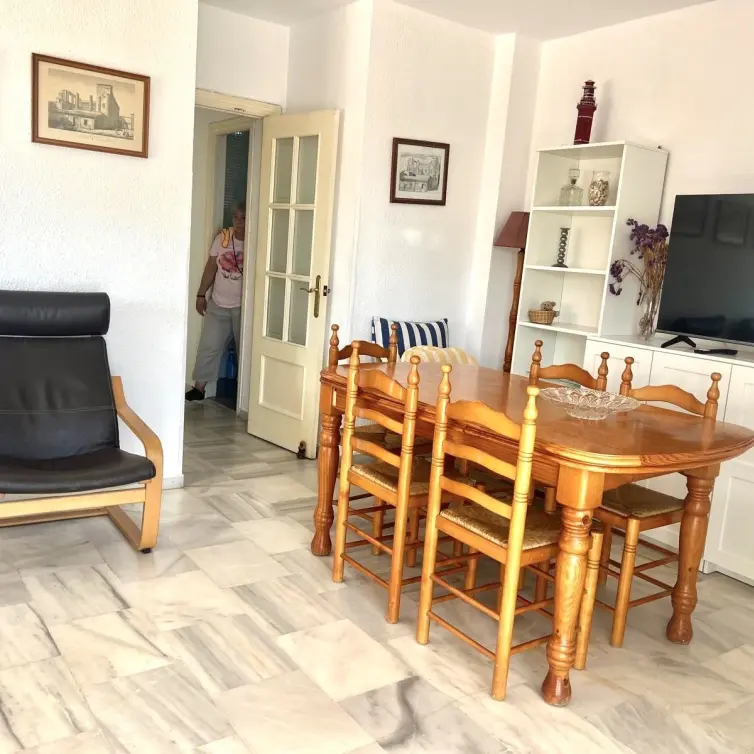 Venta de apartamento en planta media en Fuengirola