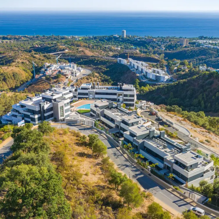 Sale of ground floor apartment in Altos de los Monteros