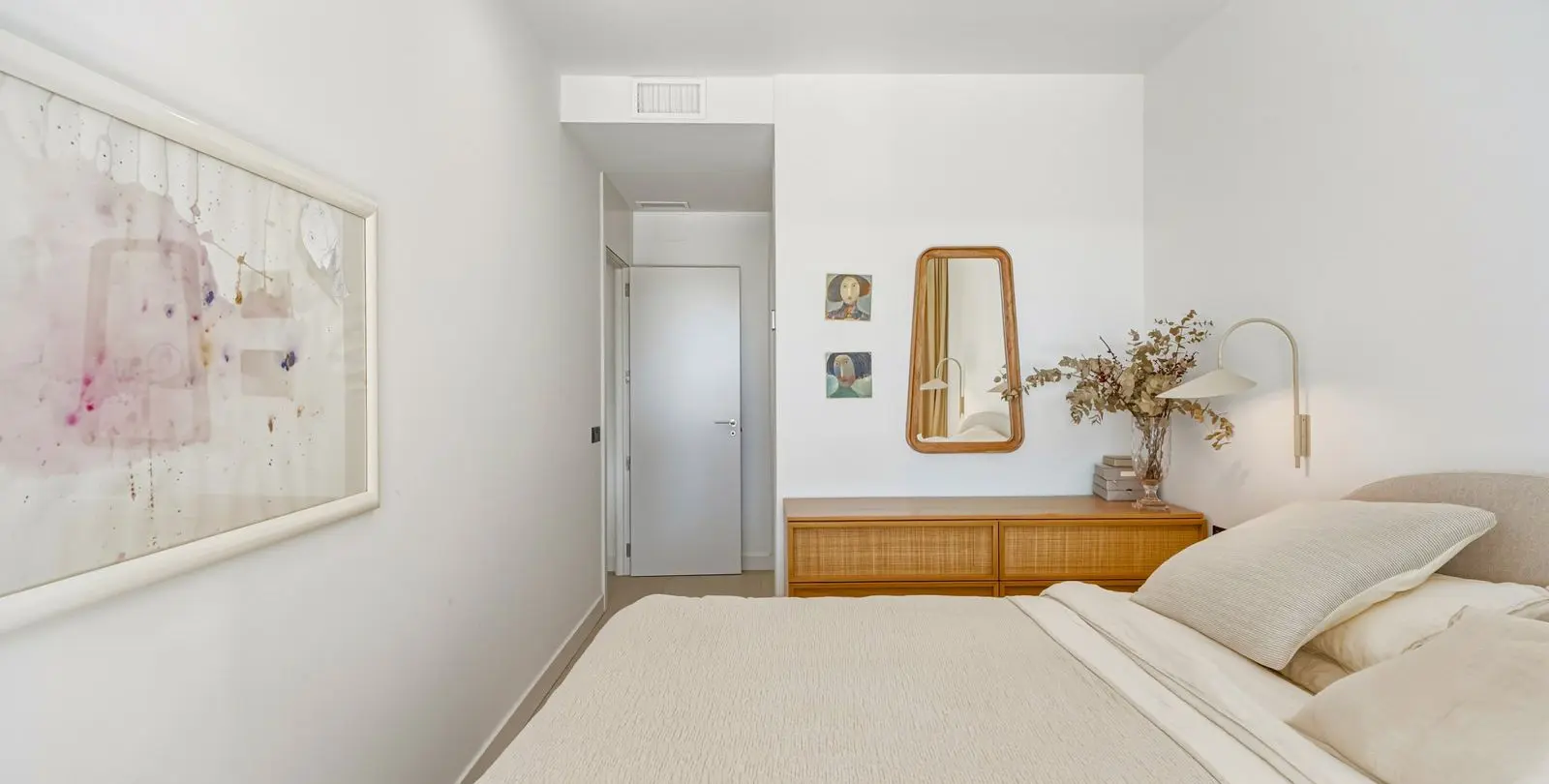 Sale of ground floor apartment in Altos de los Monteros 14