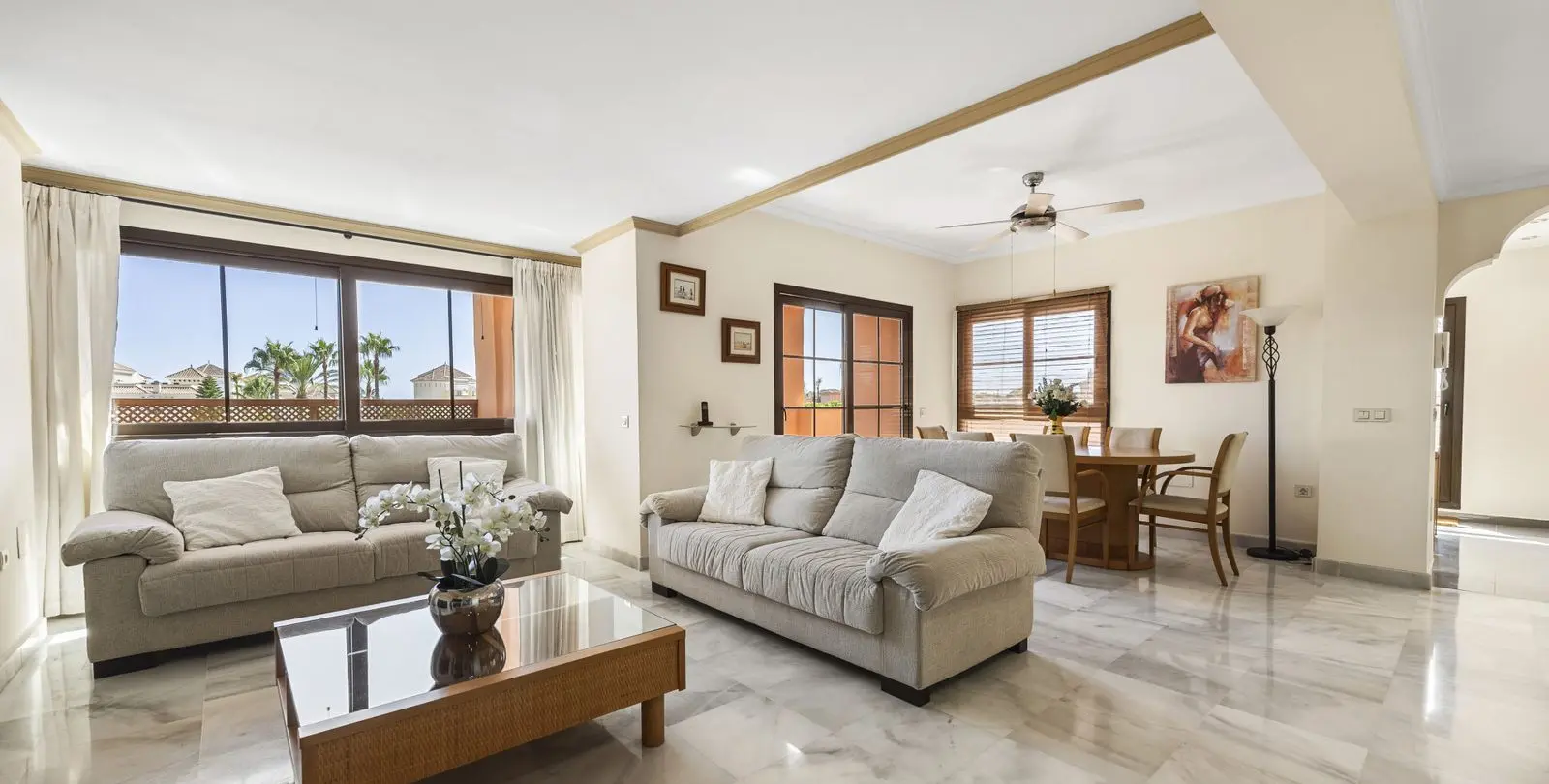 Продажа двухуровневого пентхауса в Estepona 7