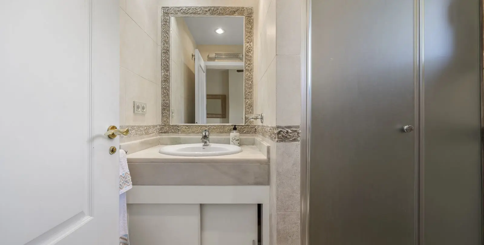 Продажа двухуровневого пентхауса в Estepona 23