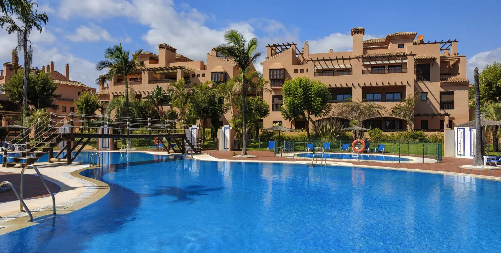 Продажа двухуровневого пентхауса в Estepona 26