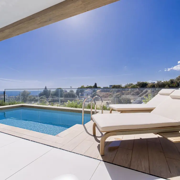 Alquiler a largo plazo de apartamento en planta baja en Altos de los Monteros