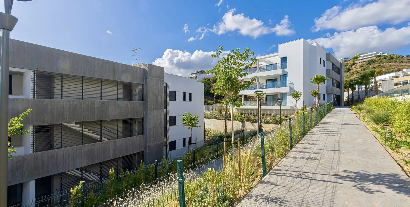Alquiler a largo plazo de apartamento en planta baja en Altos de los Monteros 7