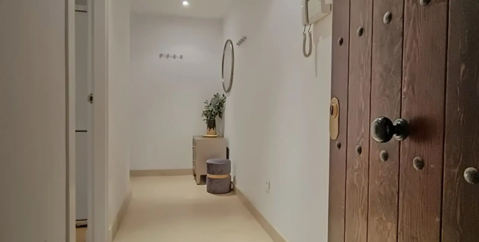 Venta de apartamento en planta media en The Golden Mile 3