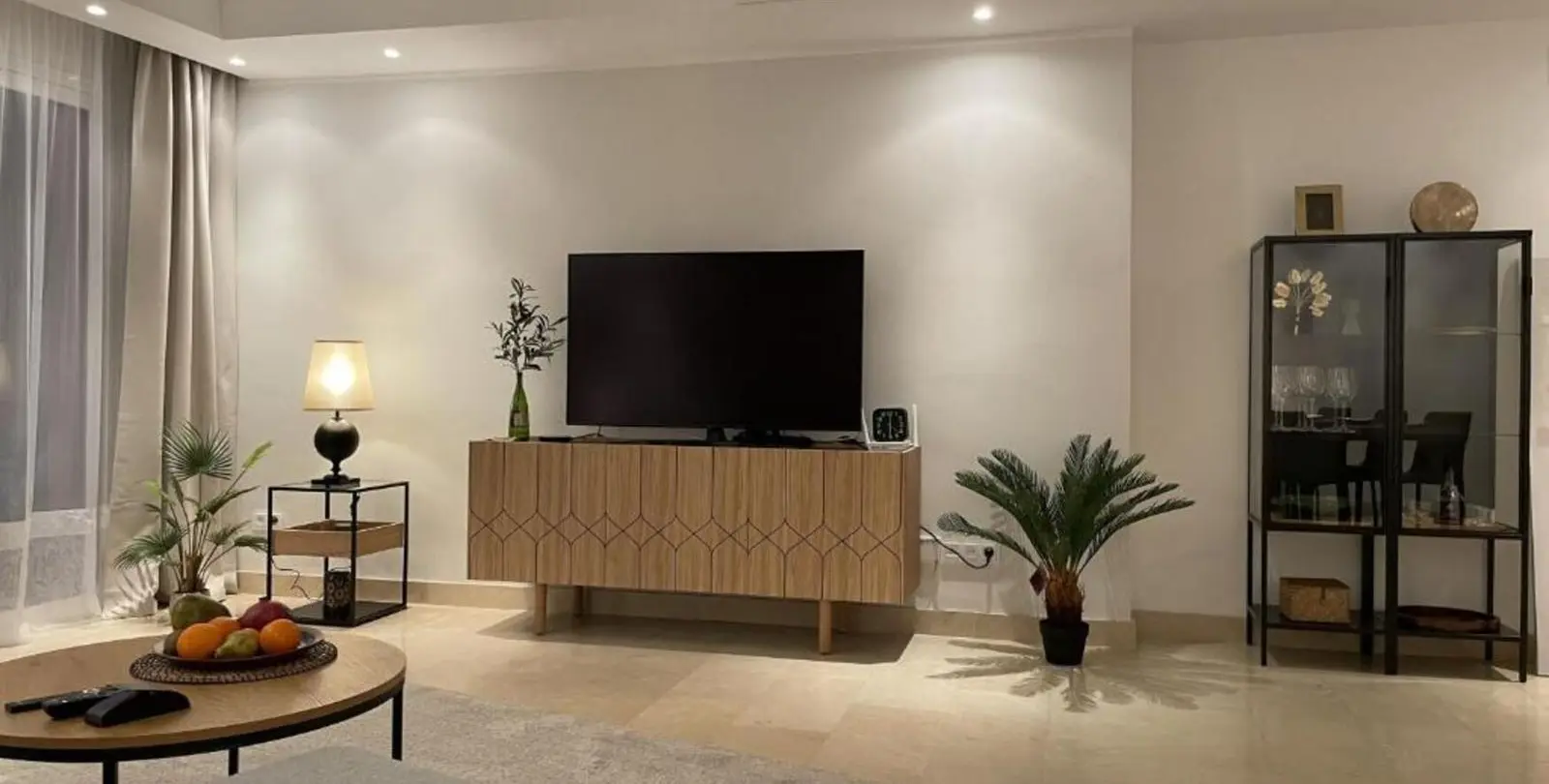 Venta de apartamento en planta media en The Golden Mile 23
