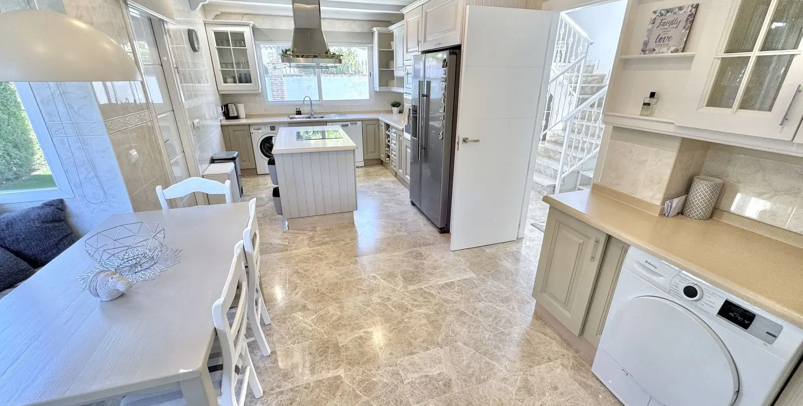 Venta de villa independiente en Calahonda 12