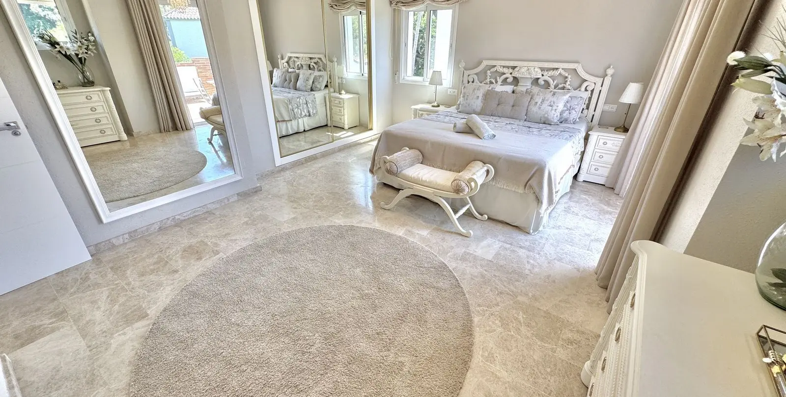 Venta de villa independiente en Calahonda 18