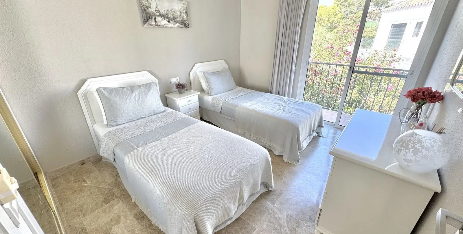 Venta de villa independiente en Calahonda 23