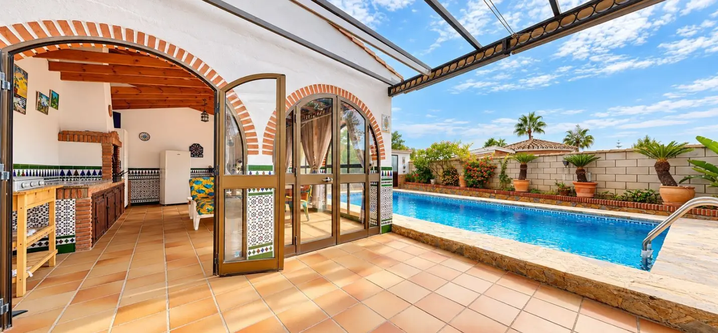Venta de villa independiente en Benalmadena 1
